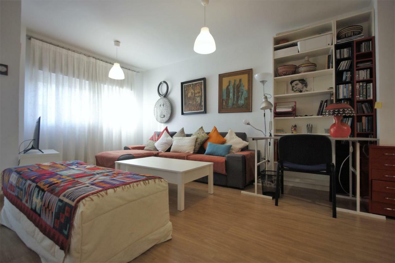 Bonito Apart. Con Parking Y Piscina Mairena del Aljarafe Eksteriør bilde