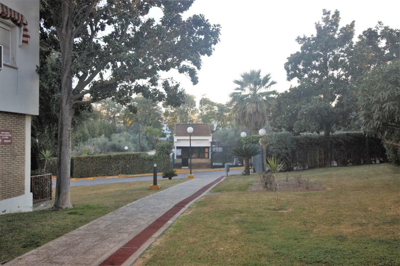 Bonito Apart. Con Parking Y Piscina Mairena del Aljarafe Eksteriør bilde