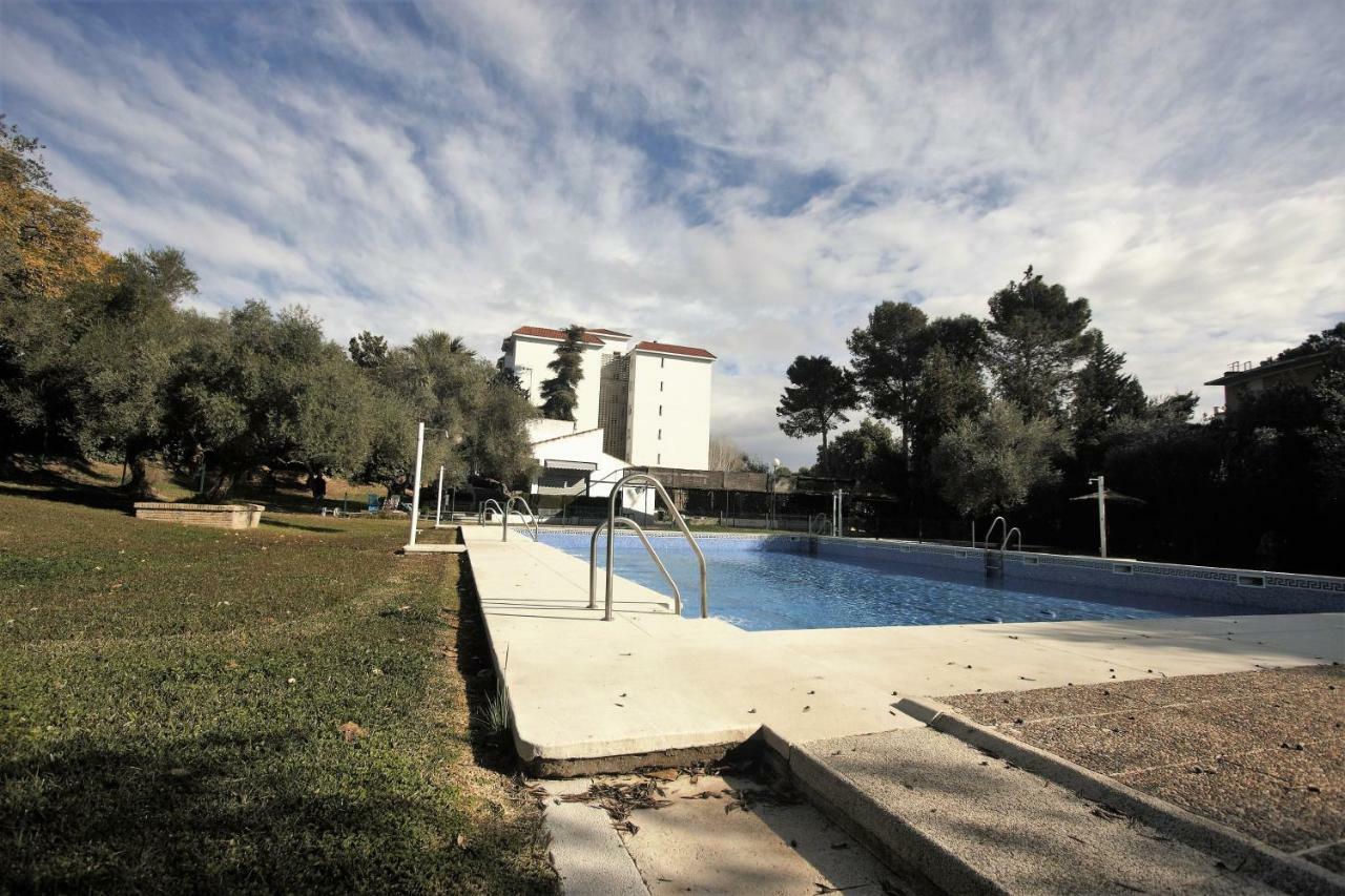 Bonito Apart. Con Parking Y Piscina Mairena del Aljarafe Eksteriør bilde