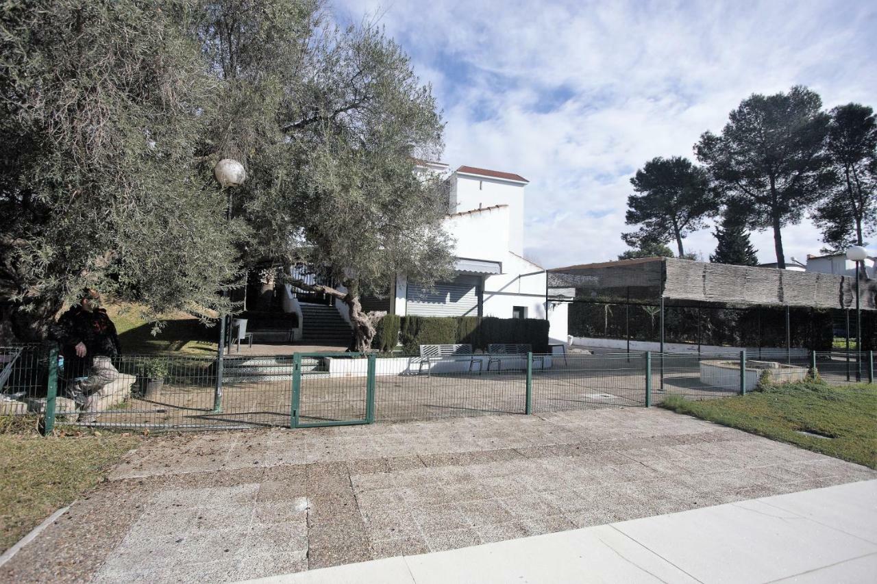 Bonito Apart. Con Parking Y Piscina Mairena del Aljarafe Eksteriør bilde